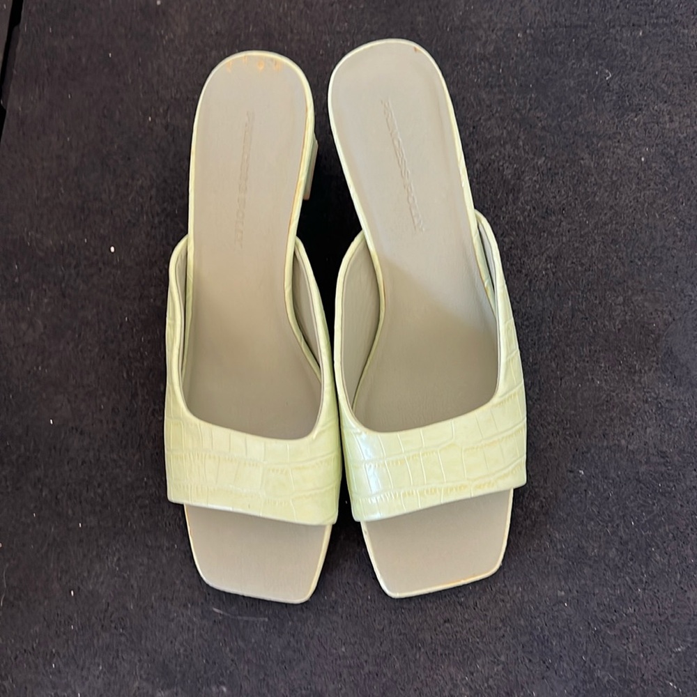 Princess Polly mint green mule heels